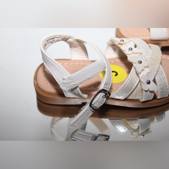 Sugar Toddler Girls Lil Syrup Flat Sandals Size 5 White flowers - Picture 8 of 9
